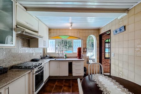 Casa à venda com 180m², 3 quartos e 3 vagasCozinha