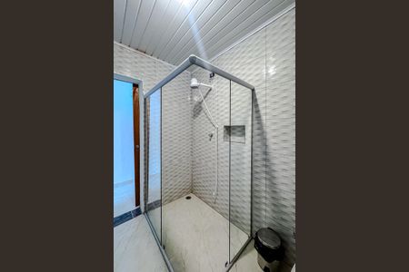 Casa à venda com 180m², 3 quartos e 3 vagasBanheiro