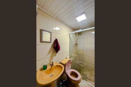 Casa à venda com 180m², 3 quartos e 3 vagasBanheiro da Suíte 3