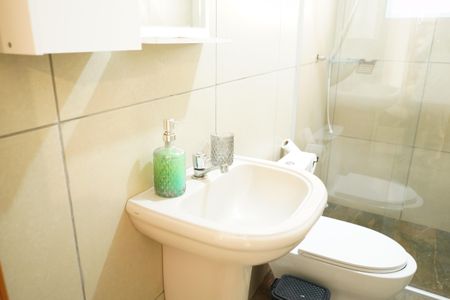 Casa à venda com 180m², 4 quartos e 3 vagasBanheiro da Suíte