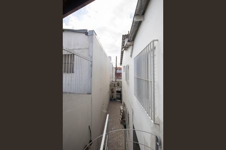 Casa à venda com 154m², 3 quartos e 2 vagasEscada