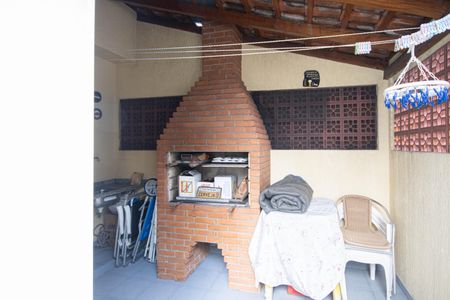 Casa à venda com 154m², 3 quartos e 2 vagasChurrasqueira