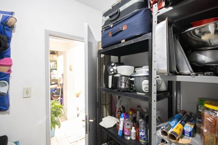 Casa à venda com 154m², 3 quartos e 2 vagasDespensa