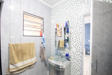 Casa à venda com 154m², 3 quartos e 2 vagasBanheiro da Suíte