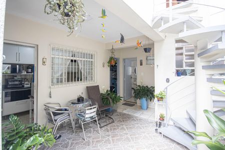 Casa à venda com 154m², 3 quartos e 2 vagasQuintal