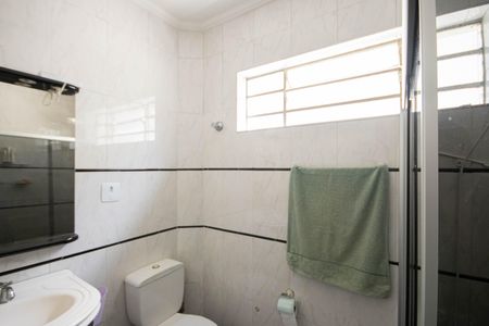 Casa à venda com 154m², 3 quartos e 2 vagasBanheiro