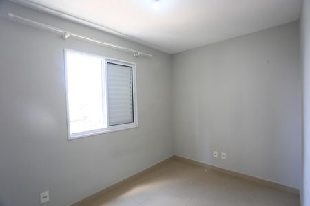 Apartamento à venda com 66m², 3 quartos e 1 vagaquarto 2