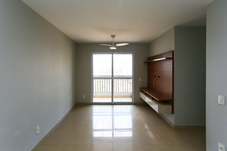 Apartamento à venda com 66m², 3 quartos e 1 vagaSala 