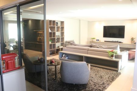 Apartamento à venda com 244m², 3 quartos e 4 vagasSala