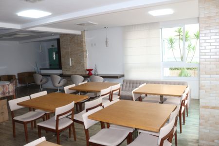 Apartamento à venda com 244m², 3 quartos e 4 vagasÁrea comum - Salão de festas