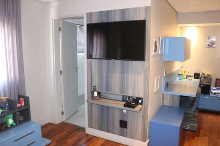 Apartamento à venda com 244m², 3 quartos e 4 vagasSuíte 2