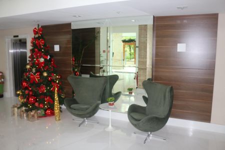 Apartamento à venda com 244m², 3 quartos e 4 vagasHall social