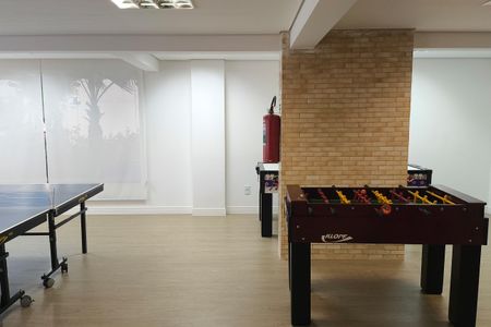 Apartamento à venda com 244m², 3 quartos e 4 vagas Apartamento à venda com 244m², 3 quartos e 4 vagasSalão de jogos