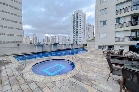 Apartamento à venda com 150m², 2 quartos e 3 vagasÁrea comum - Piscina