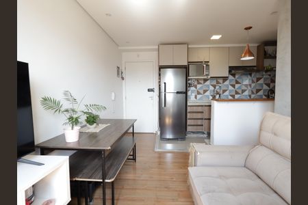 Sala de apartamento à venda com 2 quartos, 40m² em Paraíso do Morumbi, São Paulo