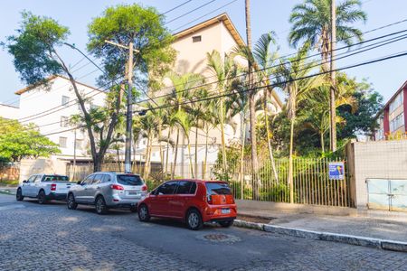 Apartamento para alugar com 40m², 1 quarto e 1 vaga Apartamento para alugar com 40m², 1 quarto e 1 vagaFachada