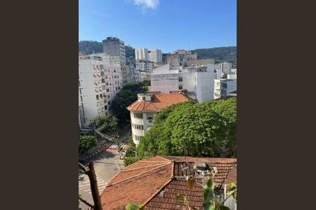 Apartamento à venda com 79m², 2 quartos e sem vaga