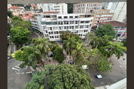 Apartamento à venda com 79m², 2 quartos e sem vaga