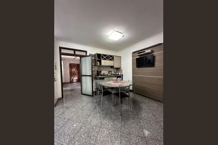 Apartamento à venda com 3 quartos, 205m² em Centro, Jundiaí