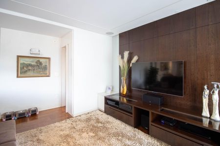 Apartamento à venda com 248m², 4 quartos e 4 vagas Apartamento à venda com 248m², 4 quartos e 4 vagasSala