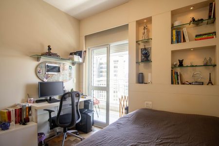 Apartamento à venda com 248m², 4 quartos e 4 vagas Apartamento à venda com 248m², 4 quartos e 4 vagasSuíte 1