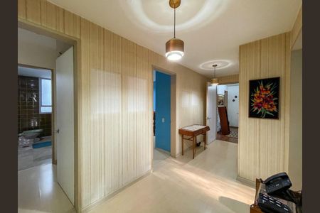 Apartamento à venda com 202m², 4 quartos e 3 vagasFoto 11