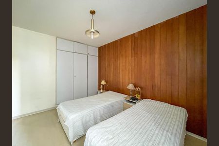 Apartamento à venda com 202m², 4 quartos e 3 vagasFoto 35