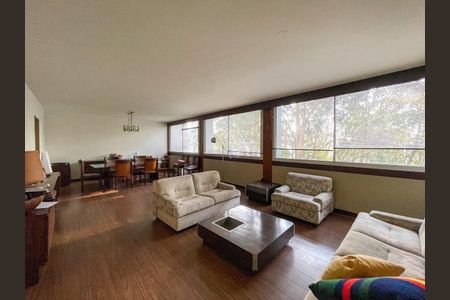 Apartamento à venda com 202m², 4 quartos e 3 vagasFoto 04