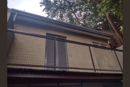 Casa à venda com 180m², 3 quartos e 2 vagas Casa à venda com 180m², 3 quartos e 2 vagasFoto 02