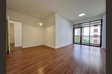 Sala de apartamento para alugar com 3 quartos, 100m² em Laranjeiras, Rio de Janeiro