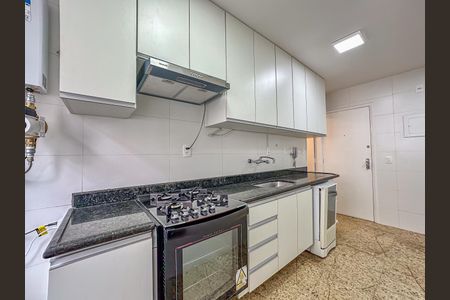 Apartamento para alugar com 100m², 3 quartos e 2 vagasCozinha