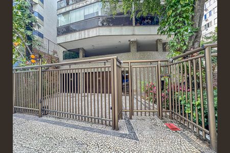 Apartamento para alugar com 100m², 3 quartos e 2 vagasFachada