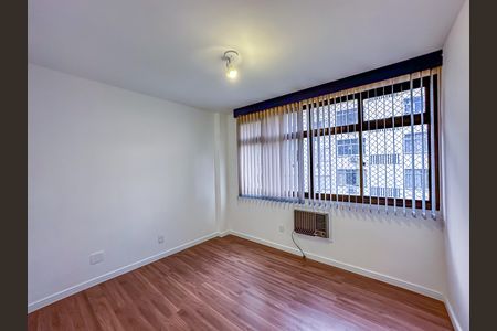 Apartamento para alugar com 100m², 3 quartos e 2 vagasQuarto 2
