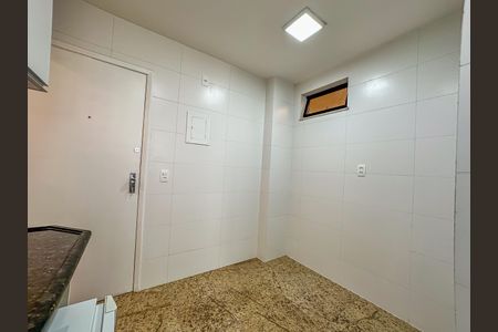 Apartamento para alugar com 100m², 3 quartos e 2 vagasCozinha