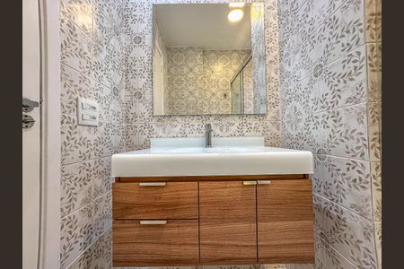 Apartamento para alugar com 100m², 3 quartos e 2 vagasBanheiro da Suíte