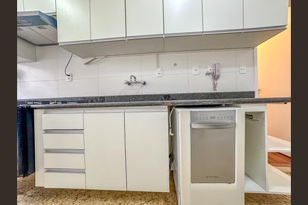 Apartamento para alugar com 100m², 3 quartos e 2 vagasCozinha