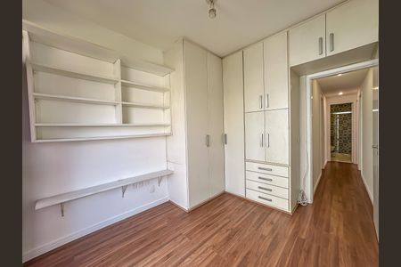Apartamento para alugar com 100m², 3 quartos e 2 vagasQuarto 