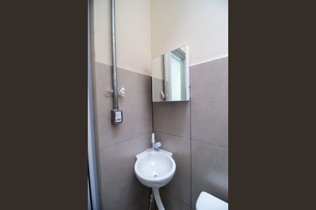 Studio para alugar com 25m², 1 quarto e 1 vaga Studio para alugar com 25m², 1 quarto e 1 vagaBanheiro