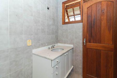 Casa à venda com 250m², 3 quartos e 3 vagasBanheiro 1