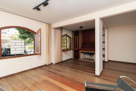 Sala de casa à venda com 3 quartos, 250m² em Ipanema, Porto Alegre