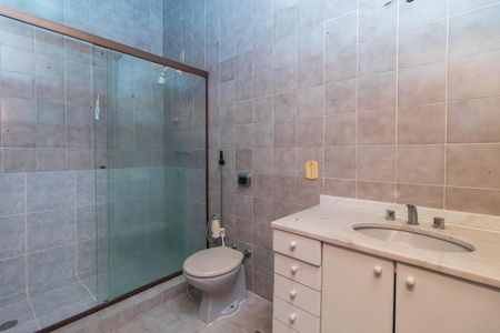 Casa à venda com 250m², 3 quartos e 3 vagasBanheiro 1