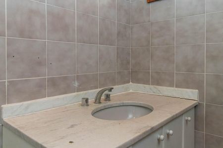 Casa à venda com 250m², 3 quartos e 3 vagasBanheiro 1