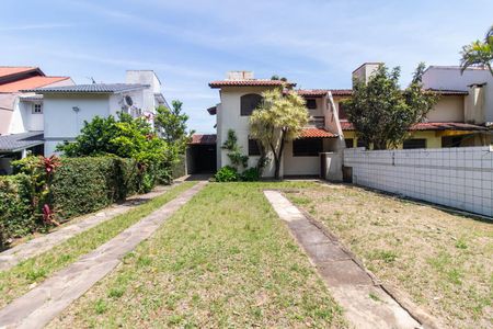 Casa à venda com 250m², 3 quartos e 3 vagasJardim
