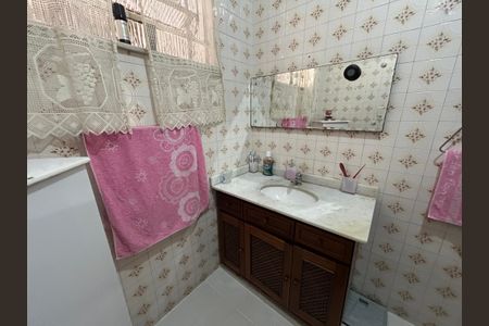 Casa à venda com 120m², 3 quartos e 3 vagasBanheiro