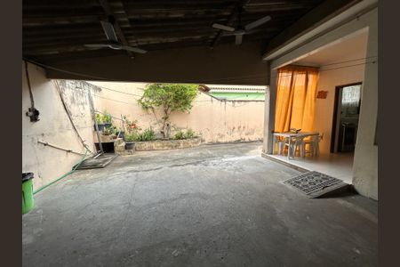Casa à venda com 120m², 3 quartos e 3 vagasQuintal