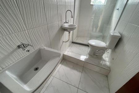 Casa para alugar com 42m², 2 quartos e sem vaga Casa para alugar com 42m², 2 quartos e sem vagaBanheiro Social