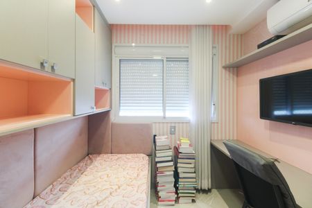 Apartamento à venda com 75m², 2 quartos e 2 vagasQuarto 