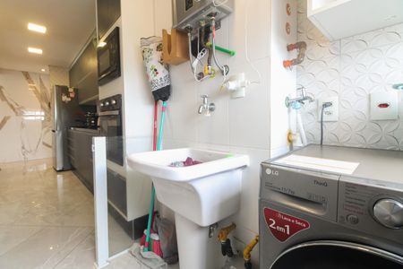 Apartamento à venda com 75m², 2 quartos e 2 vagasÁrea de Serviço 