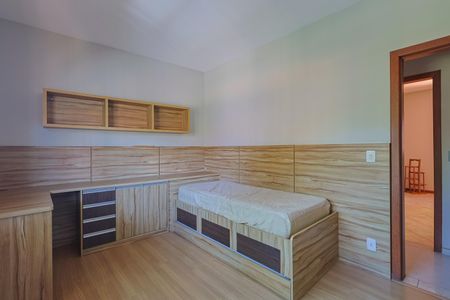 Casa à venda com 450m², 3 quartos e 4 vagasQuarto 2