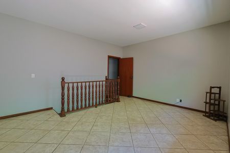 Casa à venda com 450m², 3 quartos e 4 vagasSala 2